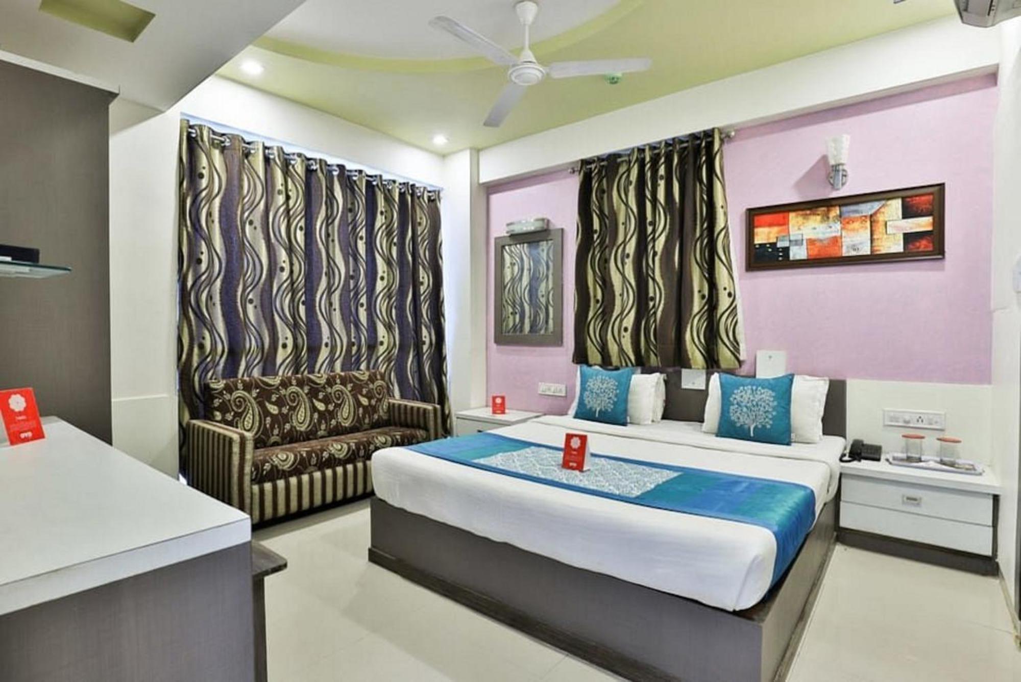 Hotel The Grand Pritam กันตินาการ์ ภายนอก รูปภาพ