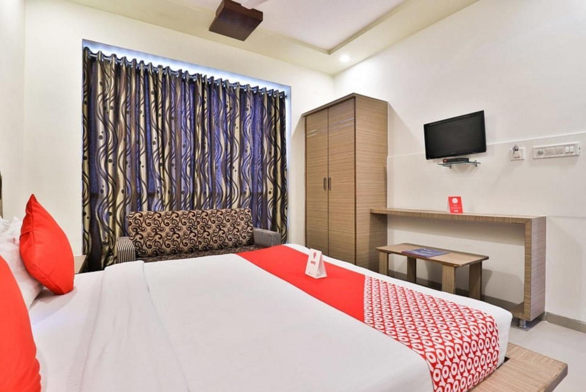 Hotel The Grand Pritam กันตินาการ์ ภายนอก รูปภาพ